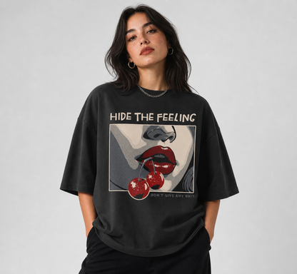 " The Feeling "Kiraz ve Dudak Baskılı Siyah Oversize Tişört