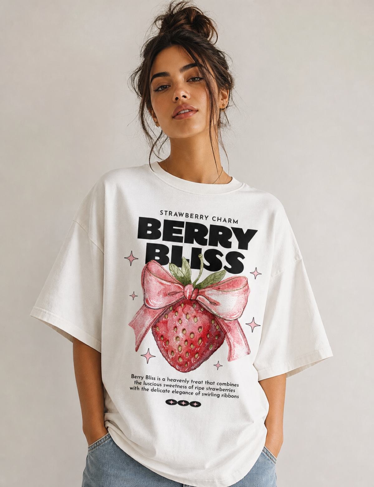 "Berry Bliss" Baskılı Beyaz Oversize Tişört