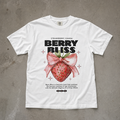 "Berry Bliss" Baskılı Beyaz Oversize Tişört